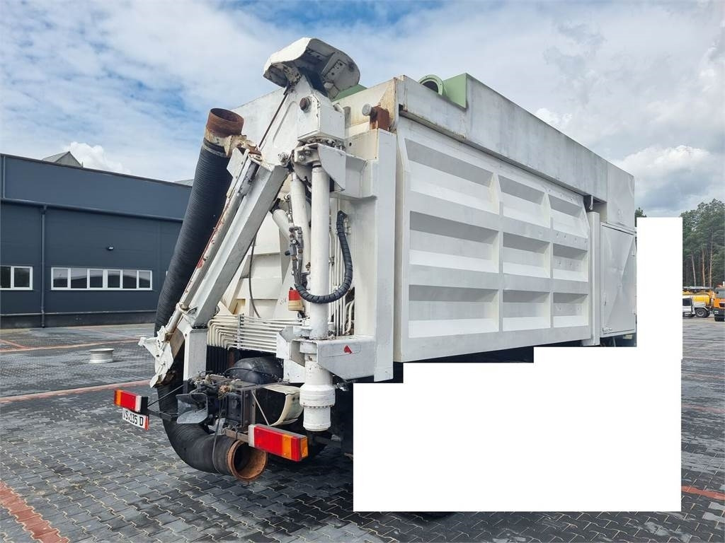 MAN VMB VESTA MTS Saugbagger vacuum cleaner excavator - Utility/ Special vehicle: picture 1 MAN VMB VESTA MTS Saugbagger vacuum cleaner excavator - Utility/ Special vehicle: picture 1