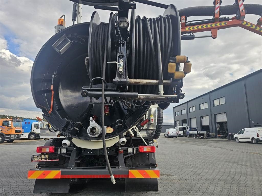 Volvo WUKO ADR ROLBA FOR CLEANING CHANNELS COMBI - Utility/ Special vehicle: picture 5 Volvo WUKO ADR ROLBA FOR CLEANING CHANNELS COMBI - Utility/ Special vehicle: picture 5