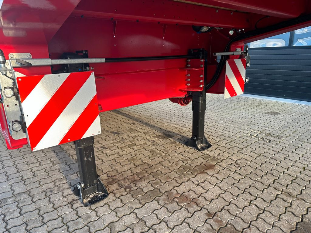 Faymonville 3 achs tieflader / 2 x ausziehbar / 16.300 mm Faymonville 3 achs tieflader / 2 x ausziehbar / 16.300 mm - Low loader semi-trailer: picture 4 Faymonville 3 achs tieflader / 2 x ausziehbar / 16.300 mm Faymonville 3 achs tieflader / 2 x ausziehbar / 16.300 mm - Low loader semi-trailer: picture 4