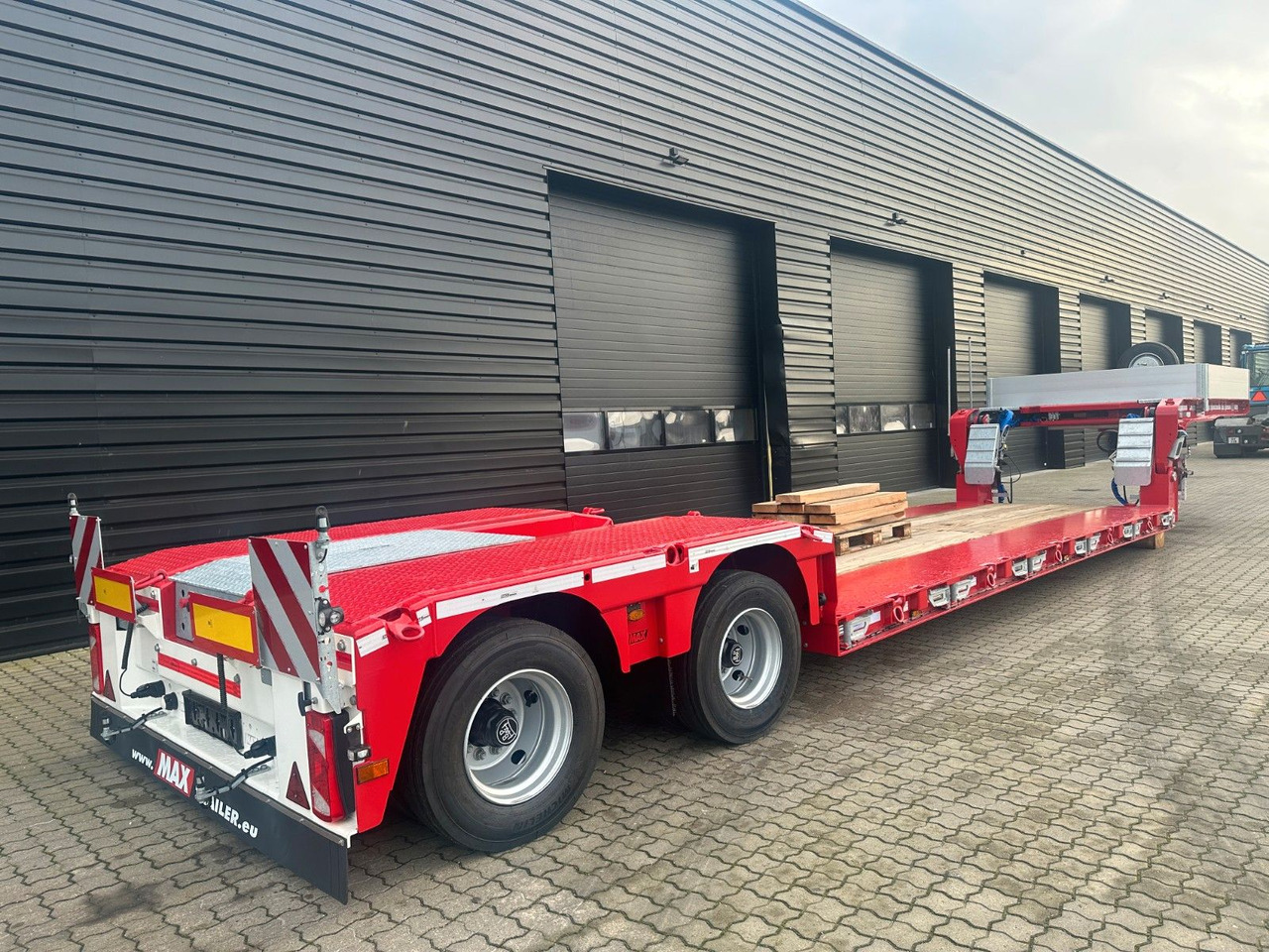 Faymonville MAX510 2 cahs tiefbett / ausziehbar - Low loader semi-trailer: picture 2 Faymonville MAX510 2 cahs tiefbett / ausziehbar - Low loader semi-trailer: picture 2