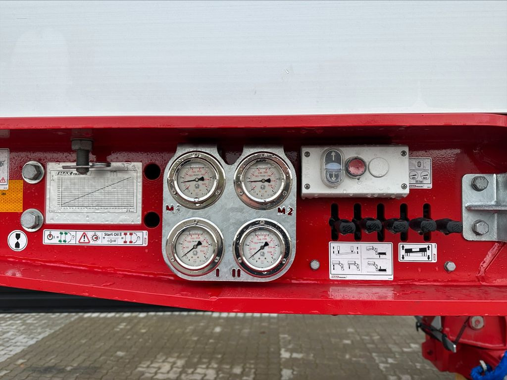 Faymonville Maxtrailer 510 Tiefbett Pendel Faymonville Maxtrailer 510 Tiefbett Pendel - Low loader semi-trailer: picture 3 Faymonville Maxtrailer 510 Tiefbett Pendel Faymonville Maxtrailer 510 Tiefbett Pendel - Low loader semi-trailer: picture 3