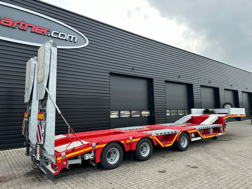 Faymonville Maxtrailer tieflader / radmulden / baggermulde Faymonville Maxtrailer tieflader / radmulden / baggermulde - Low loader semi-trailer: picture 2 Faymonville Maxtrailer tieflader / radmulden / baggermulde Faymonville Maxtrailer tieflader / radmulden / baggermulde - Low loader semi-trailer: picture 2