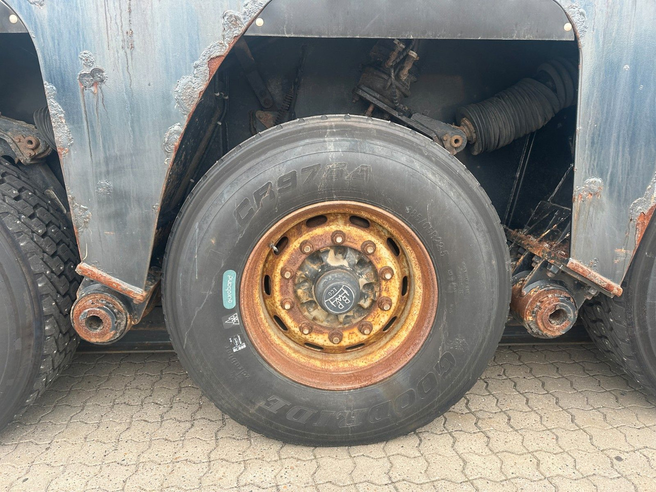 Low loader semi-trailer Faymonville Prefamax 3 achs innenlader: picture 6