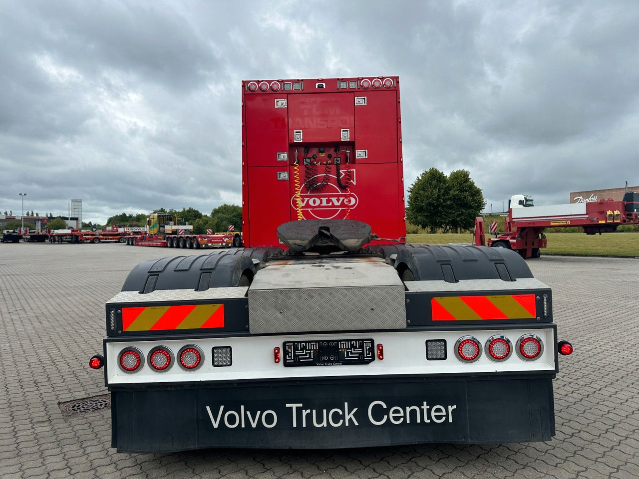Volvo FH 16 750 8x4 / 250 T / Hydraulik - Tractor unit: picture 4 Volvo FH 16 750 8x4 / 250 T / Hydraulik - Tractor unit: picture 4
