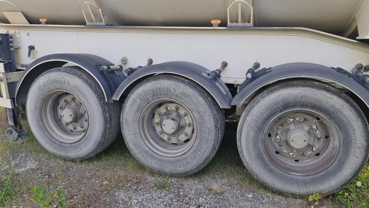 Benalu C34 CNS - Tipper semi-trailer: picture 3 Benalu C34 CNS - Tipper semi-trailer: picture 3