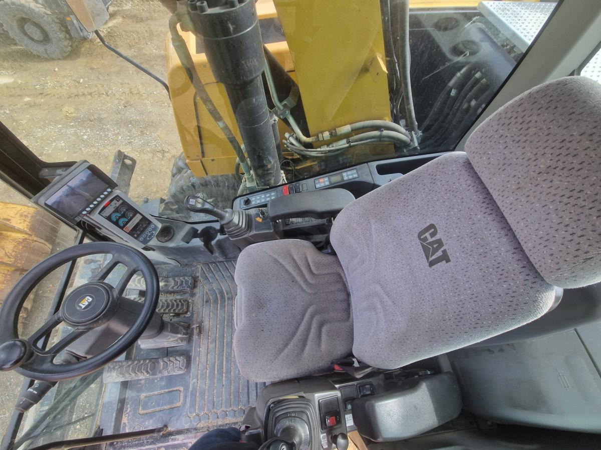 Wheel excavator Caterpillar M315F F: picture 7