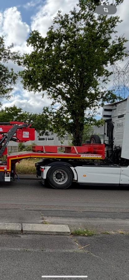 Kässbohrer LOWBED LB3E - Low loader semi-trailer: picture 2 Kässbohrer LOWBED LB3E - Low loader semi-trailer: picture 2