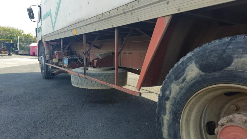Renault Gamme G 260 - Box truck: picture 3 Renault Gamme G 260 - Box truck: picture 3