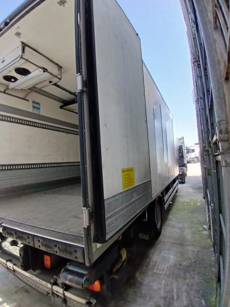 Renault Midlum 270 DXI - Refrigerator truck: picture 4 Renault Midlum 270 DXI - Refrigerator truck: picture 4