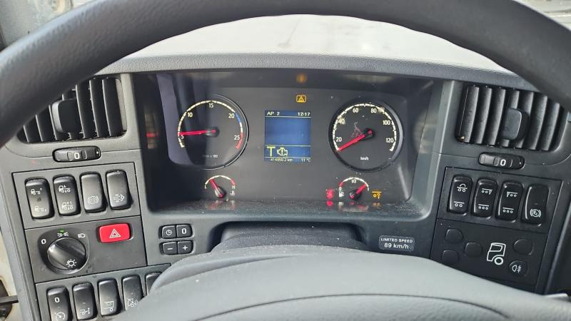 Scania P 370 - Refrigerator truck: picture 5 Scania P 370 - Refrigerator truck: picture 5