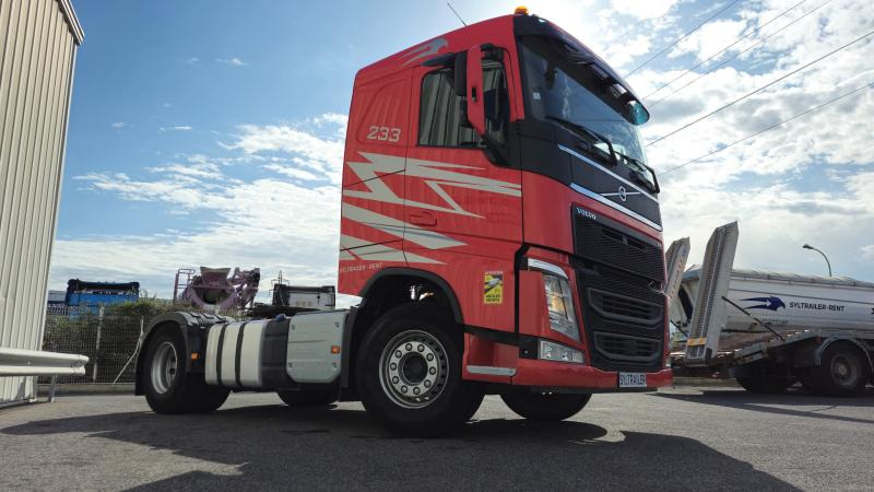Volvo FH 460 - Tractor unit: picture 3 Volvo FH 460 - Tractor unit: picture 3