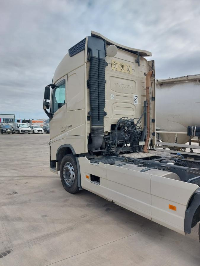 Volvo FH 540 - Tractor unit: picture 3 Volvo FH 540 - Tractor unit: picture 3