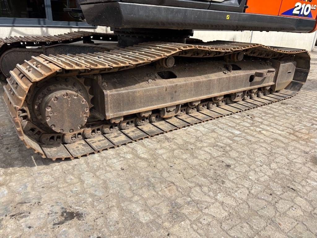 Crawler excavator Hitachi ZX 210 LC-6 - ZX210: picture 33