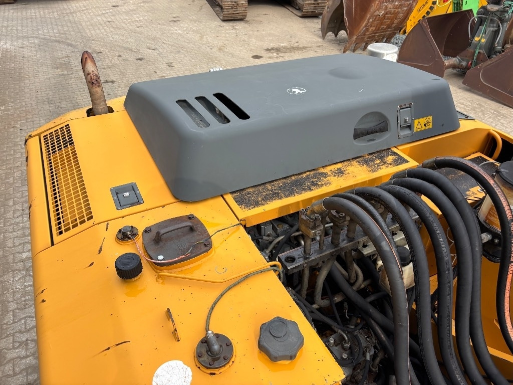 Waste/ Industry handler Liebherr A 904 C HD: picture 35