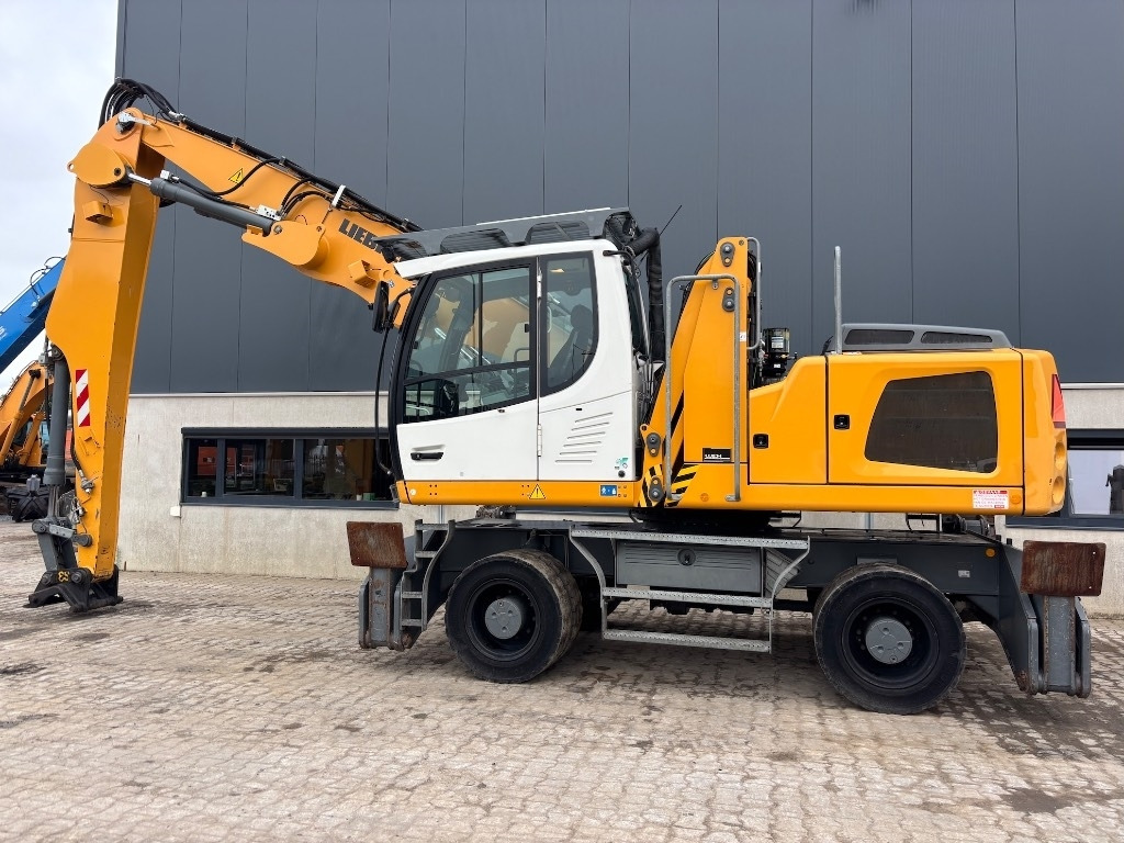 Liebherr LH 24 M - LH 24 - LH 22 / LH 26 - Waste/ Industry handler: picture 5 Liebherr LH 24 M - LH 24 - LH 22 / LH 26 - Waste/ Industry handler: picture 5