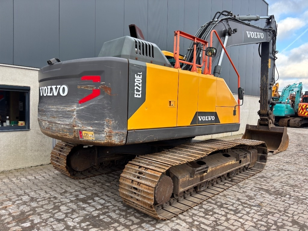 Volvo EC 220 E - EC 220 EL - EC220 - Crawler excavator: picture 5 Volvo EC 220 E - EC 220 EL - EC220 - Crawler excavator: picture 5