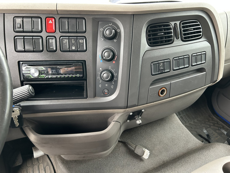 DAF LF 210 FA / 12 Ton / 454 dkm / Pritsch-Plane / LBW / APK TUV 11-25 - Curtainsider truck: picture 5 DAF LF 210 FA / 12 Ton / 454 dkm / Pritsch-Plane / LBW / APK TUV 11-25 - Curtainsider truck: picture 5