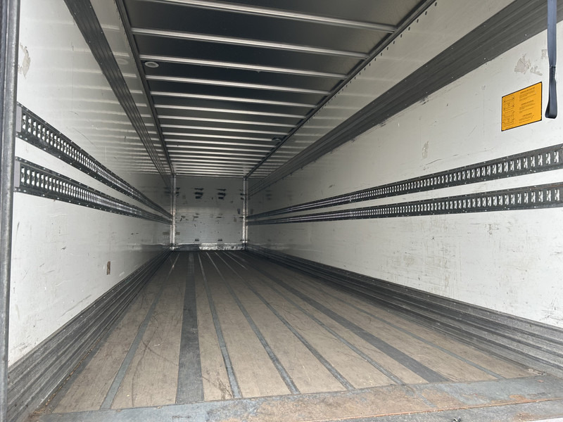 Fruehauf FSR MD4 / Box / Loadlift 2000 kg / Lift axle / APK TUV 12-26 - Closed box semi-trailer: picture 3 Fruehauf FSR MD4 / Box / Loadlift 2000 kg / Lift axle / APK TUV 12-26 - Closed box semi-trailer: picture 3