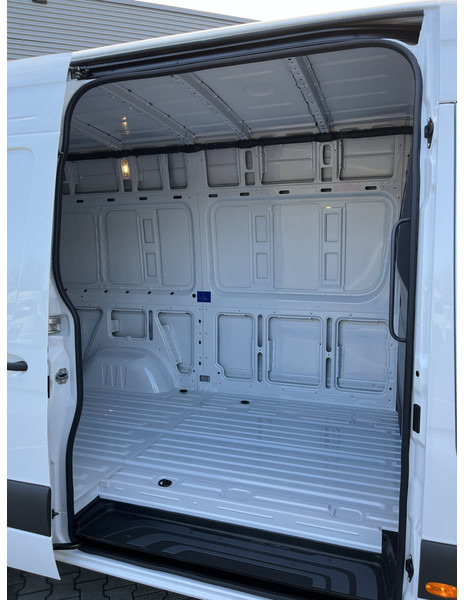 Refrigerated van Mercedes-Benz Sprinter 317 1.9 CDI Select HD / Koel voorbereiding / L2 H2: picture 11