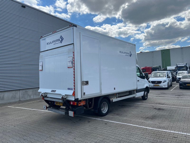 Mercedes-Benz Sprinter 515 1.9 CDI / Box 4.4 mtr / Laadklep / Zijdeur - Box van: picture 4 Mercedes-Benz Sprinter 515 1.9 CDI / Box 4.4 mtr / Laadklep / Zijdeur - Box van: picture 4