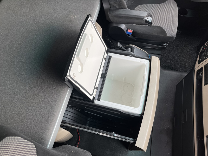 Tractor unit MAN TGX 18.460 XXL / Motor Defect -> Not Running / Retarder / 645 dkm / 2 Tanks: picture 7 Tractor unit MAN TGX 18.460 XXL / Motor Defect -> Not Running / Retarder / 645 dkm / 2 Tanks: picture 7