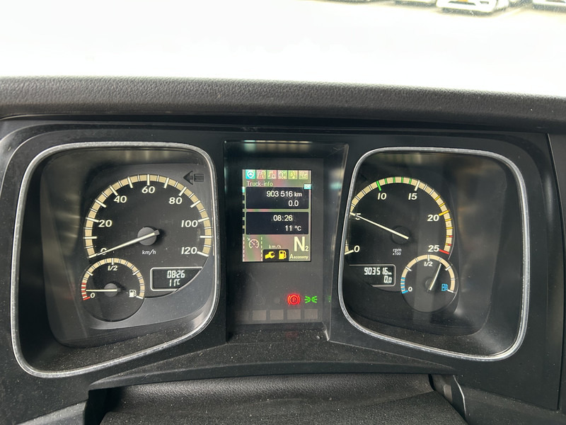 Mercedes-Benz Actros 1842 StreamSpace / 903 dkm / 2 Tanks / NL Truck - Tractor unit: picture 4 Mercedes-Benz Actros 1842 StreamSpace / 903 dkm / 2 Tanks / NL Truck - Tractor unit: picture 4