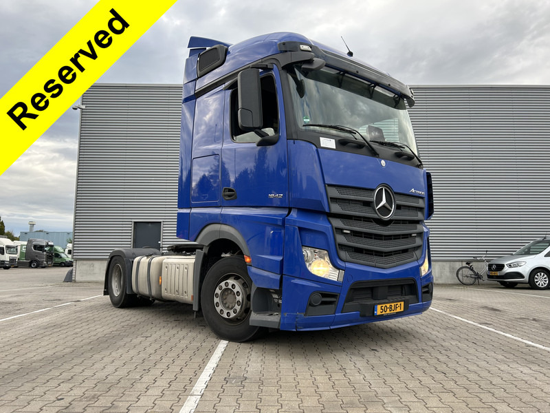Mercedes-Benz Actros 1842 StreamSpace / 903 dkm / 2 Tanks / NL Truck - Tractor unit: picture 1 Mercedes-Benz Actros 1842 StreamSpace / 903 dkm / 2 Tanks / NL Truck - Tractor unit: picture 1