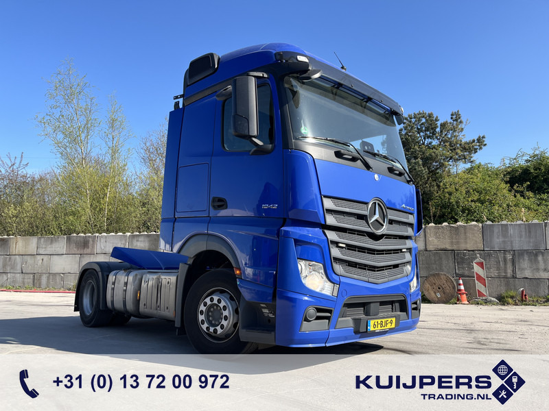 Mercedes-Benz Actros 1842 Streamspace / 870 dkm / 2 Tanks / NL Truck - Tractor unit: picture 1 Mercedes-Benz Actros 1842 Streamspace / 870 dkm / 2 Tanks / NL Truck - Tractor unit: picture 1