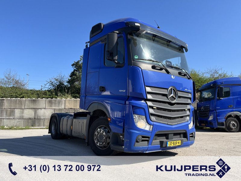 Mercedes-Benz Actros 1842 Streamspace / 937 dkm / 2 Tanks / NL Truck / 12x in stock - Tractor unit: picture 1 Mercedes-Benz Actros 1842 Streamspace / 937 dkm / 2 Tanks / NL Truck / 12x in stock - Tractor unit: picture 1