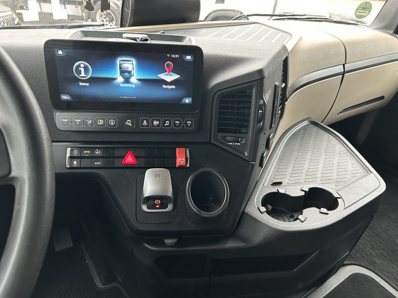 Mercedes-Benz Actros 1845 Gigaspace / Tacho V2 / Blower - PTO / Stand Airco / APK 04-26 - Tractor unit: picture 5 Mercedes-Benz Actros 1845 Gigaspace / Tacho V2 / Blower - PTO / Stand Airco / APK 04-26 - Tractor unit: picture 5