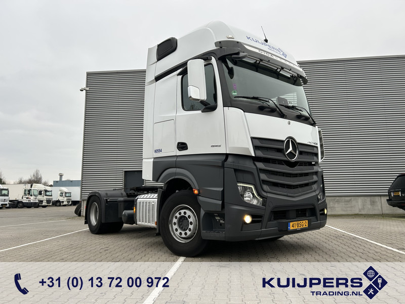 Mercedes-Benz Actros 1845 Gigaspace / Tacho V2 / Blower - PTO / Stand Airco / APK 04-26 - Tractor unit: picture 1 Mercedes-Benz Actros 1845 Gigaspace / Tacho V2 / Blower - PTO / Stand Airco / APK 04-26 - Tractor unit: picture 1