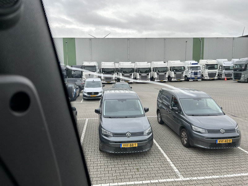 Tractor unit Mercedes-Benz Actros 2645 Bigspace / 377 dkm / 6x2 / APK TUV 05-26: picture 7