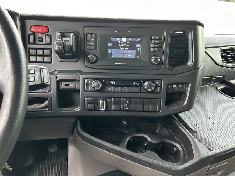 Tractor unit Scania R450 Highline / Retarder / 808 dkm / APK TUV 07-26: picture 7 Tractor unit Scania R450 Highline / Retarder / 808 dkm / APK TUV 07-26: picture 7