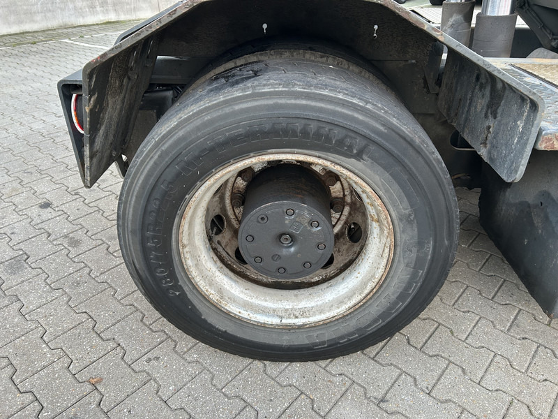 Tractor unit Terberg YT 182 / Cummins / Allison / 2008 / Terminal Tractor: picture 16