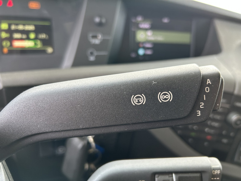 Volvo FH 460 Globetrotter XL / 574 dkm / Stand Airco / 2 Tanks / VEB+ / APK 06-26 - Tractor unit: picture 5 Volvo FH 460 Globetrotter XL / 574 dkm / Stand Airco / 2 Tanks / VEB+ / APK 06-26 - Tractor unit: picture 5