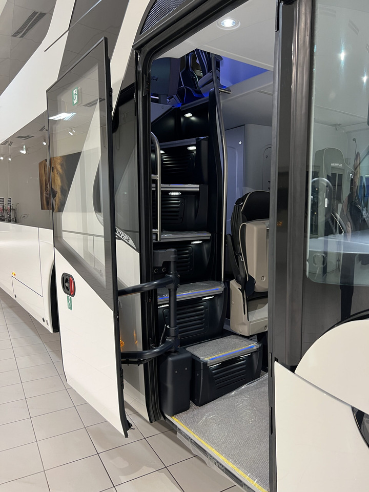 Coach NEOPLAN SKYLINER P06 Euro 6E V.I.P / Exclusive Class (Dark Edition): picture 43