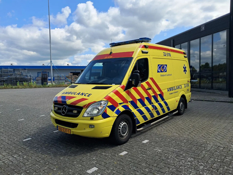 Mercedes-Benz Sprinter Sprinter - Ambulance: picture 1 Mercedes-Benz Sprinter Sprinter - Ambulance: picture 1