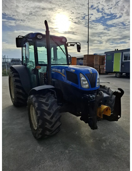 New Holland T4.95 T4.95LP - Farm tractor: picture 4 New Holland T4.95 T4.95LP - Farm tractor: picture 4
