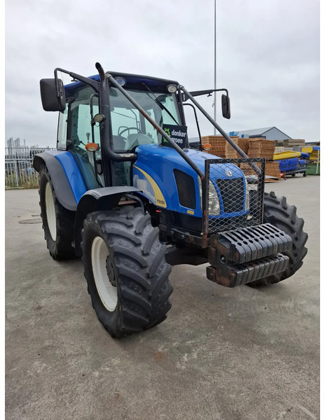 New Holland T5050 T5050 - Farm tractor: picture 4 New Holland T5050 T5050 - Farm tractor: picture 4