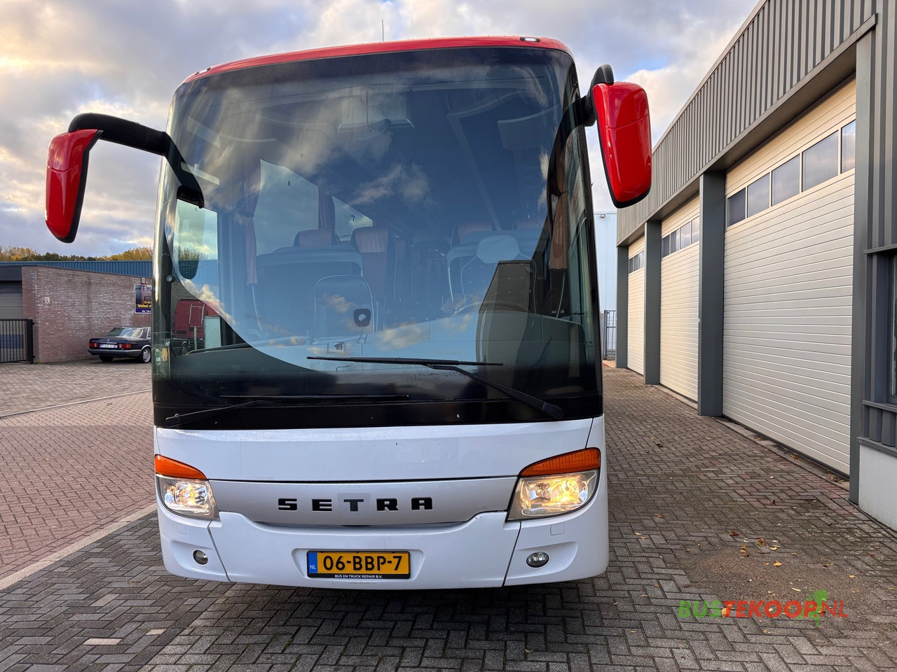 SETRA S 415GT-HD - Coach: picture 2 SETRA S 415GT-HD - Coach: picture 2
