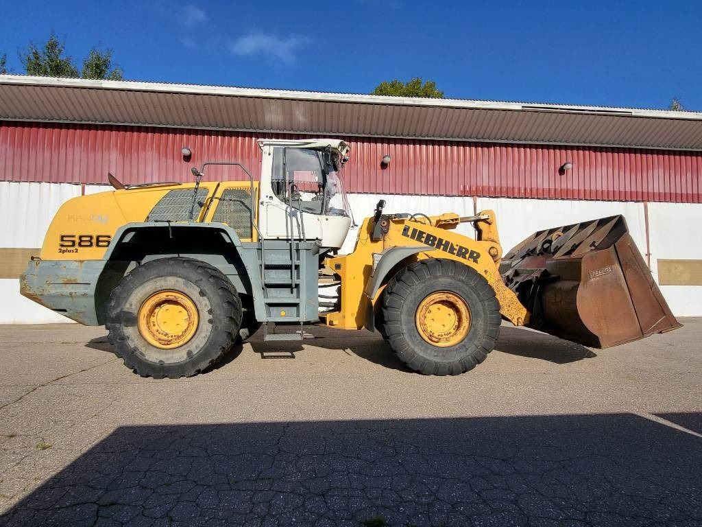 Liebherr L 586 2Plus2 - Wheel loader: picture 3 Liebherr L 586 2Plus2 - Wheel loader: picture 3