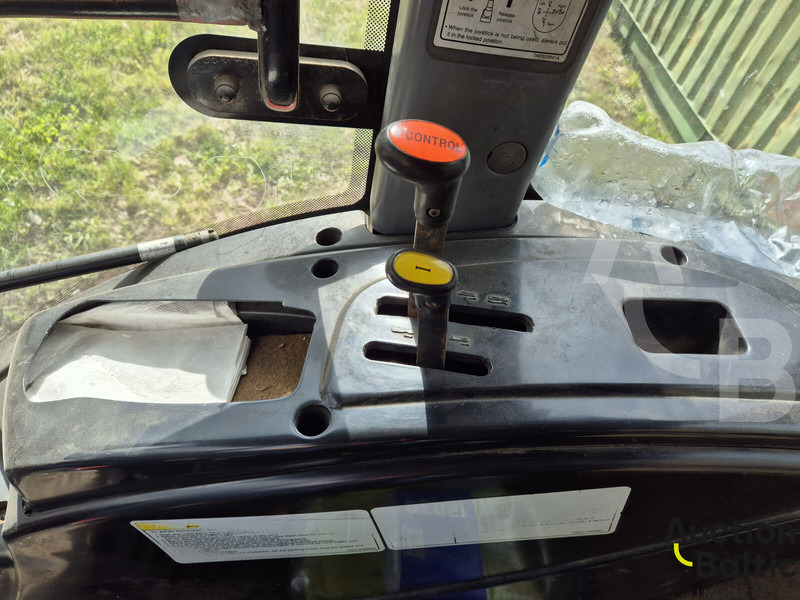 Farm tractor Branson 5820 CX: picture 11 Farm tractor Branson 5820 CX: picture 11