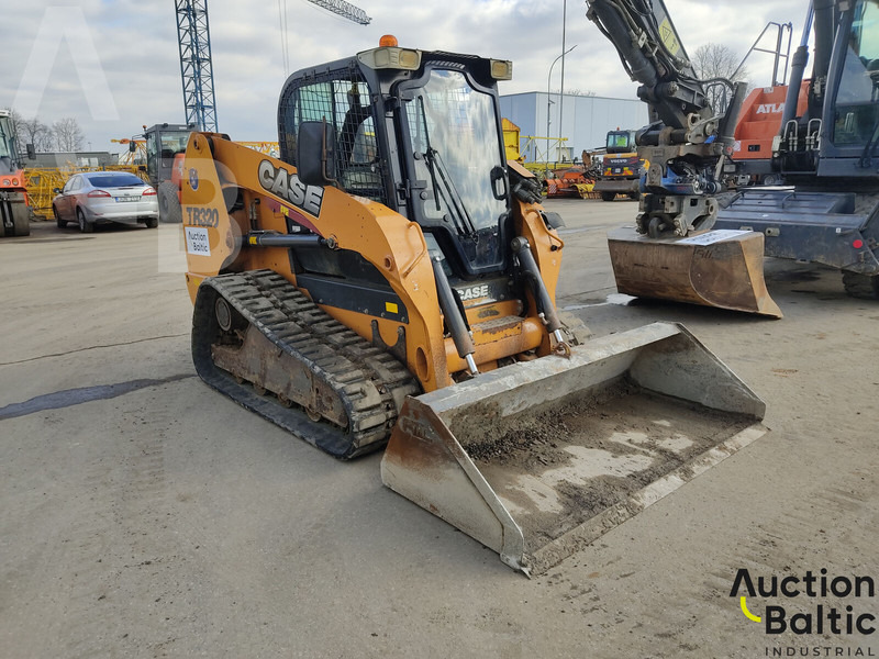 Case TR 320 - Crawler loader: picture 2 Case TR 320 - Crawler loader: picture 2