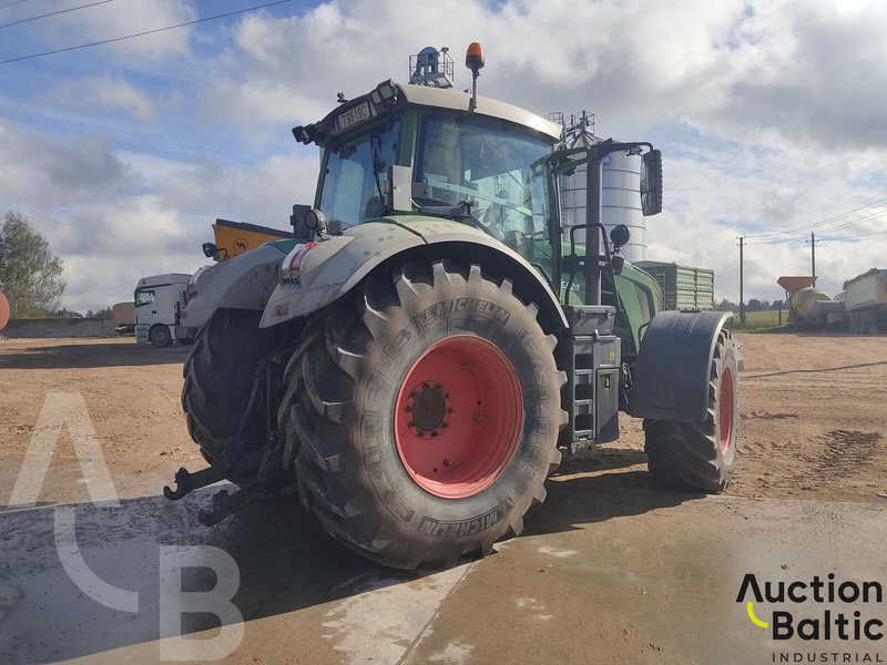 Fendt 828 Vario - Farm tractor: picture 5 Fendt 828 Vario - Farm tractor: picture 5