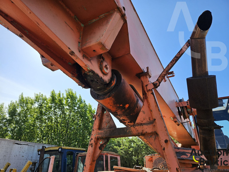 All terrain crane Grove AT 633 B: picture 16