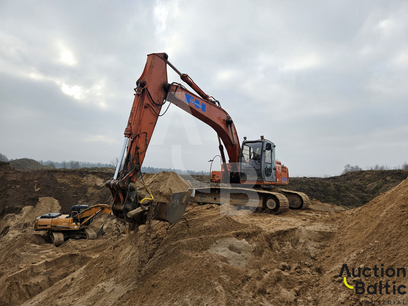 Hitachi EX 215 - Crawler excavator: picture 4 Hitachi EX 215 - Crawler excavator: picture 4