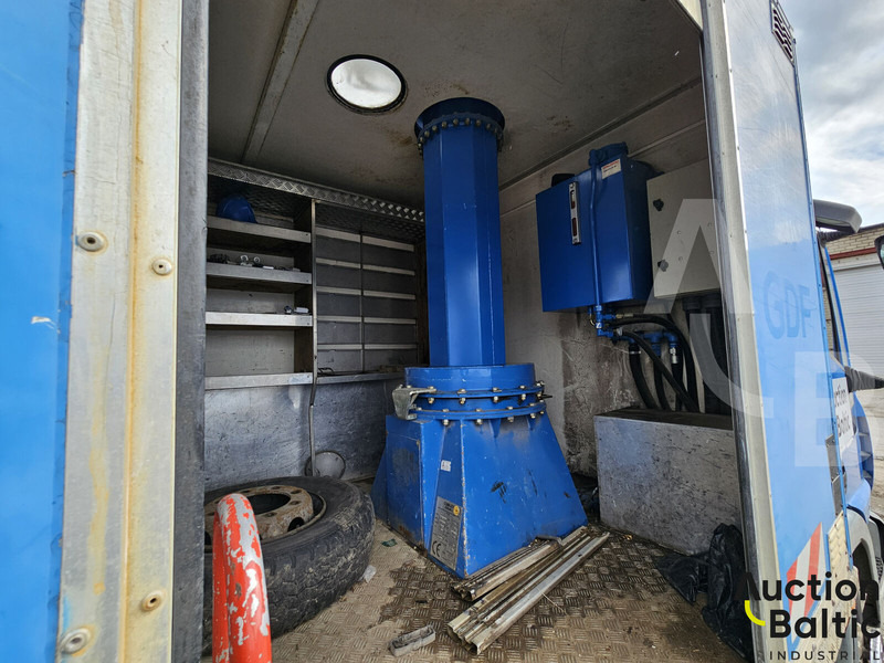 Truck mounted aerial platform Iveco 100E 18: picture 9