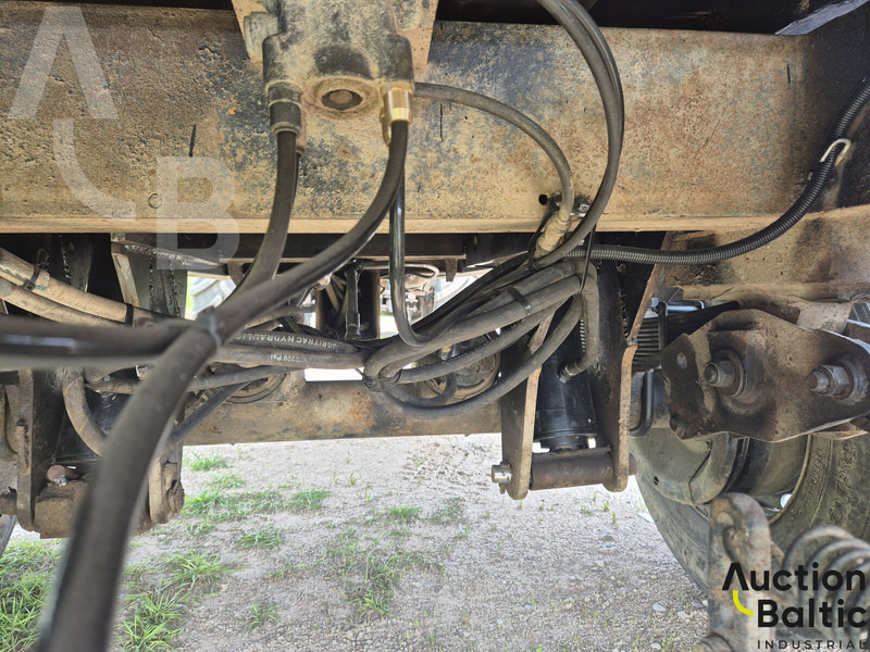 Farm tractor JCB Fastrac 3220: picture 20 Farm tractor JCB Fastrac 3220: picture 20