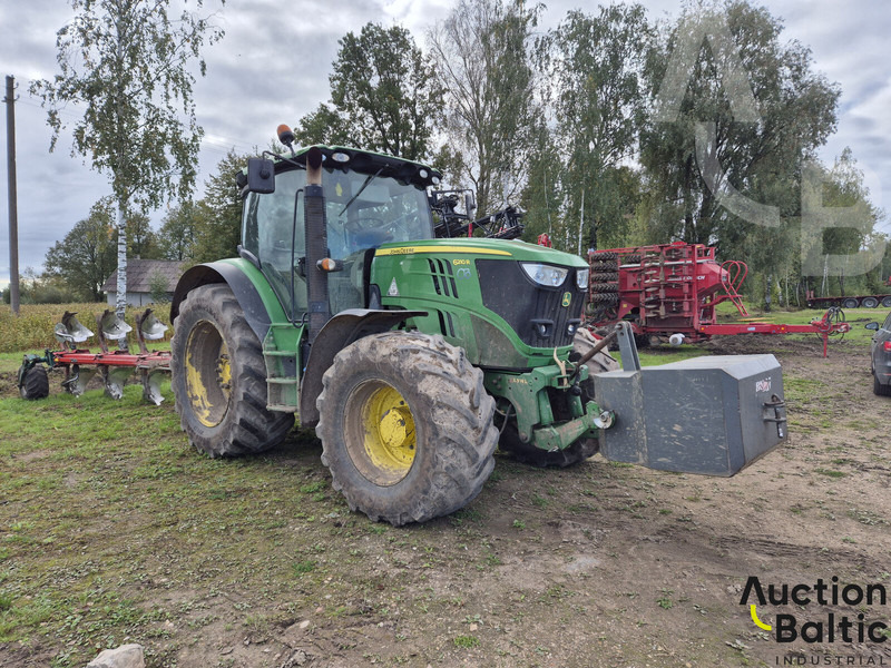 John Deere 6210 R - Farm tractor: picture 1 John Deere 6210 R - Farm tractor: picture 1