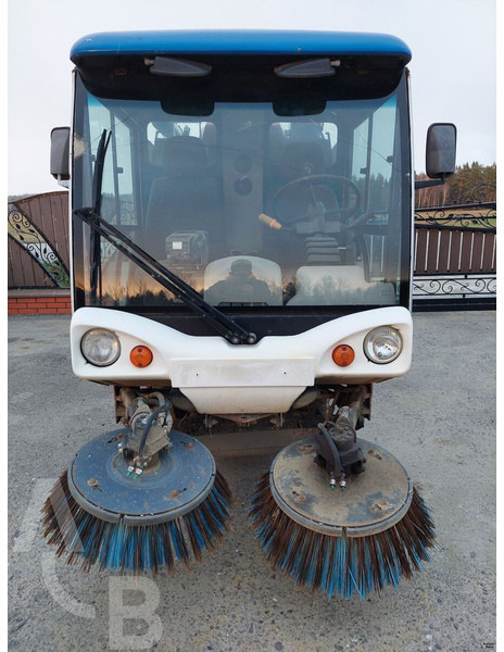 Johnston 142A 101T - Road sweeper: picture 1 Johnston 142A 101T - Road sweeper: picture 1